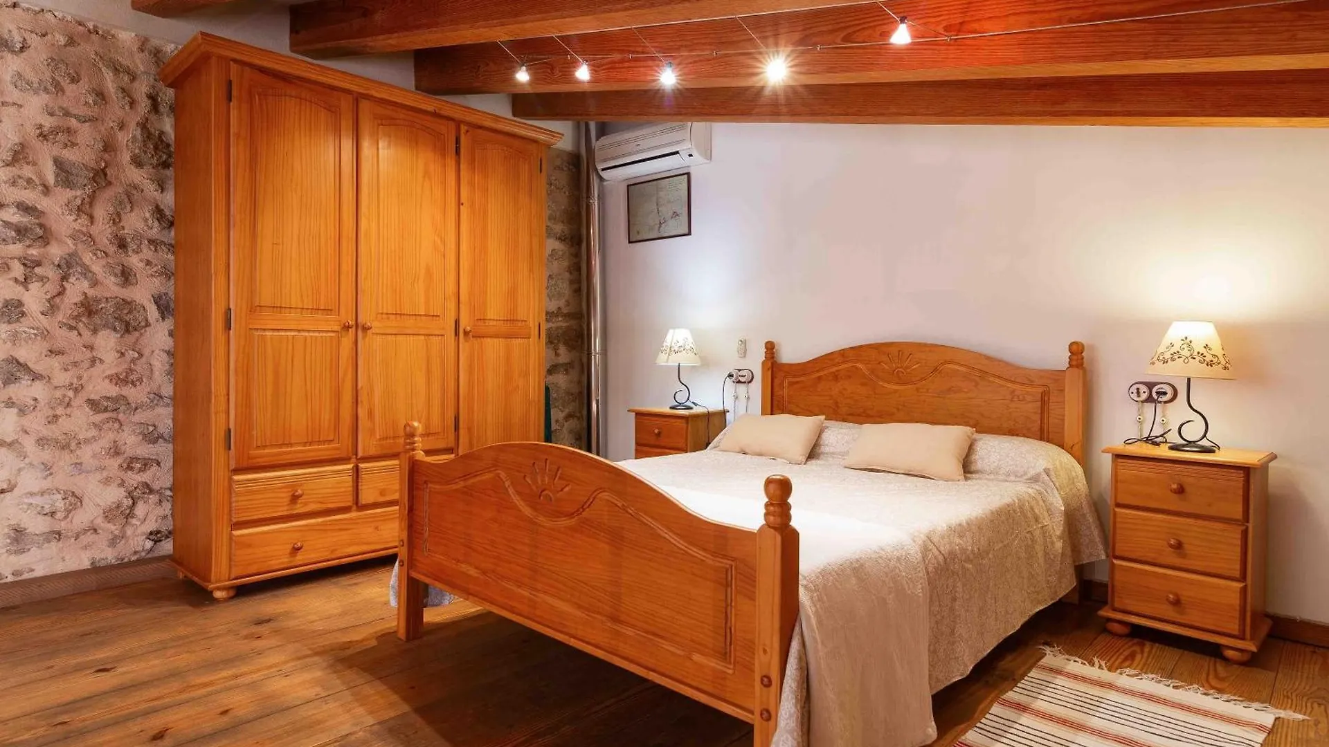 Holiday home Can Olivera Llubi