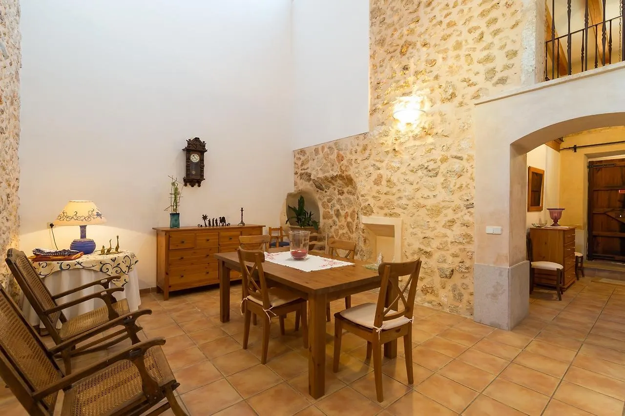 Holiday home Can Olivera Llubi Spain
